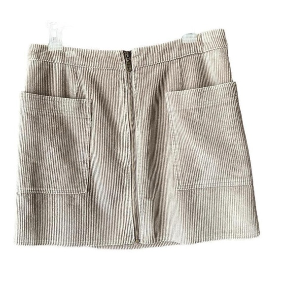 Corduroy front zipper beige mini skirt. Size large. - Picture 1 of 4